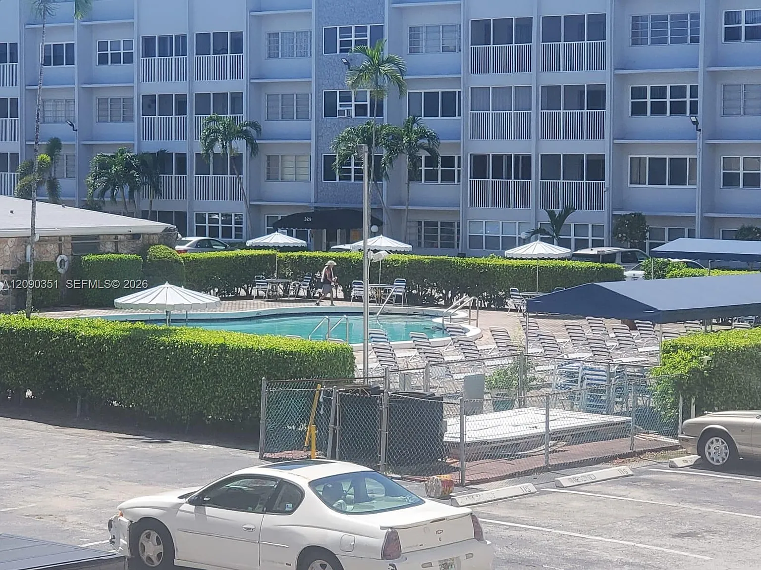 First Gulfstream Garden — Photo 2