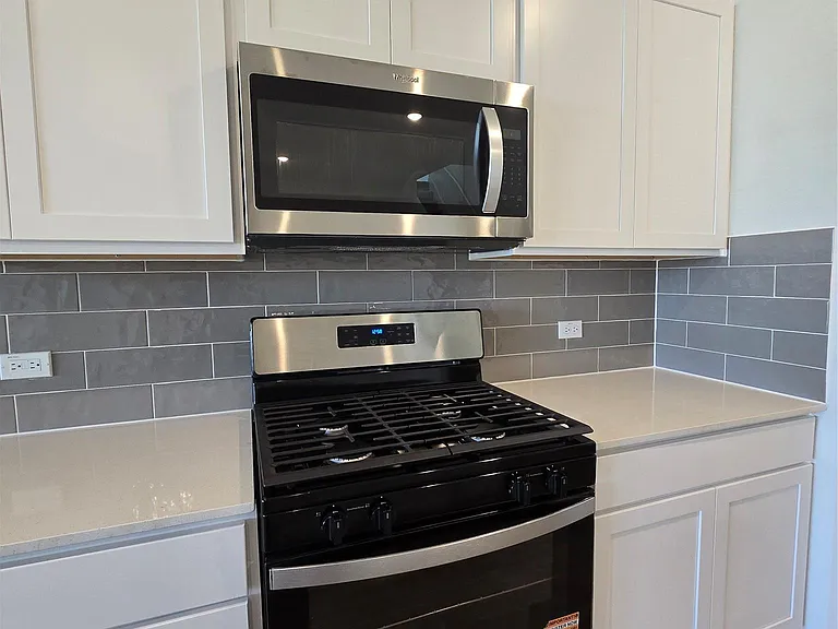 352 San Juan Trl — Photo 11