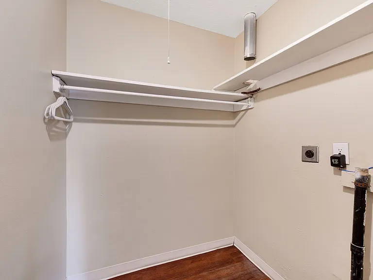 Walk In Closet