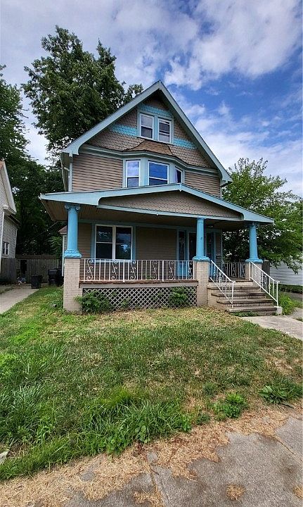 1st image of 3832 Robert Ave