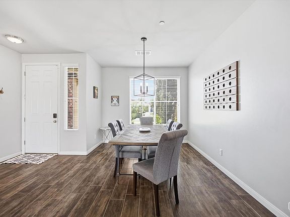 5th image of 1906 McIntosh Way