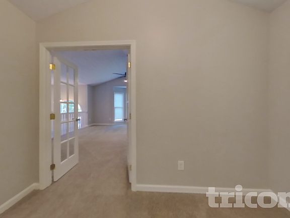 3rd image of 43 Breckenridge Ct