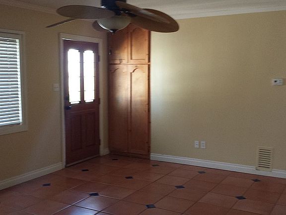 Living Room and Entrance