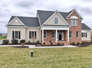 22 Dannah Dr, Carlisle, PA 17015