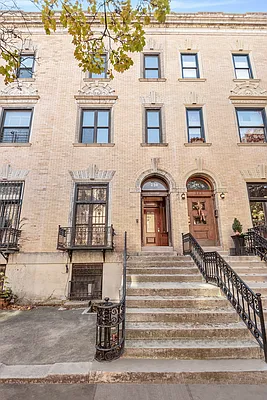 Sold by Compass | media 12