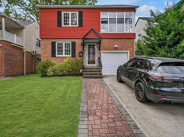 8054 214th St, Queens Village, NY 11427