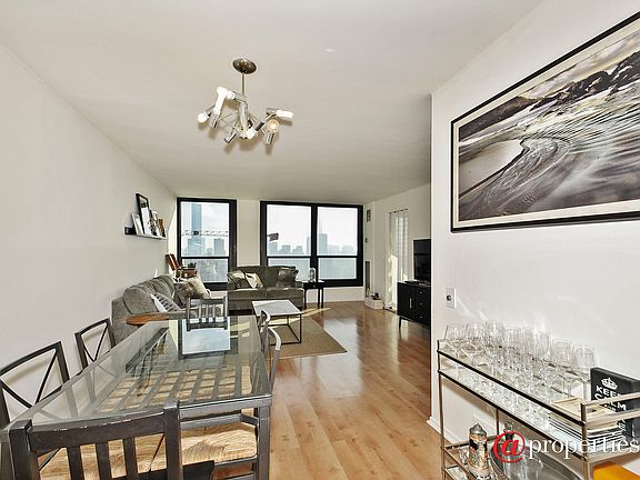 Living Room/Dining Room