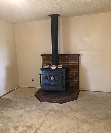 2nd image of 148 Shawn Ln