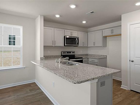 5th image of 1419 Maltese Ln