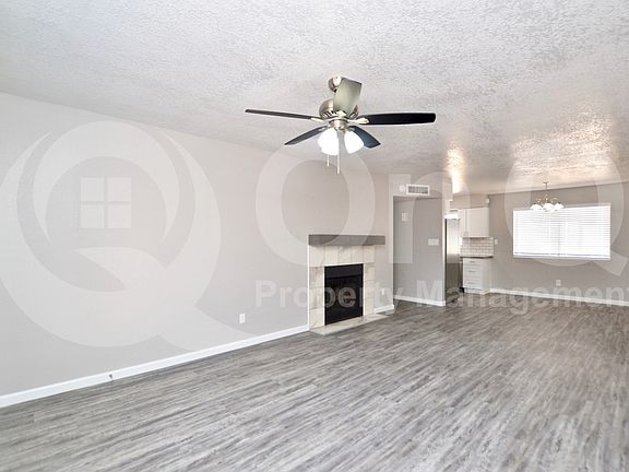2nd image of 645 N Arrowhead Dr #1