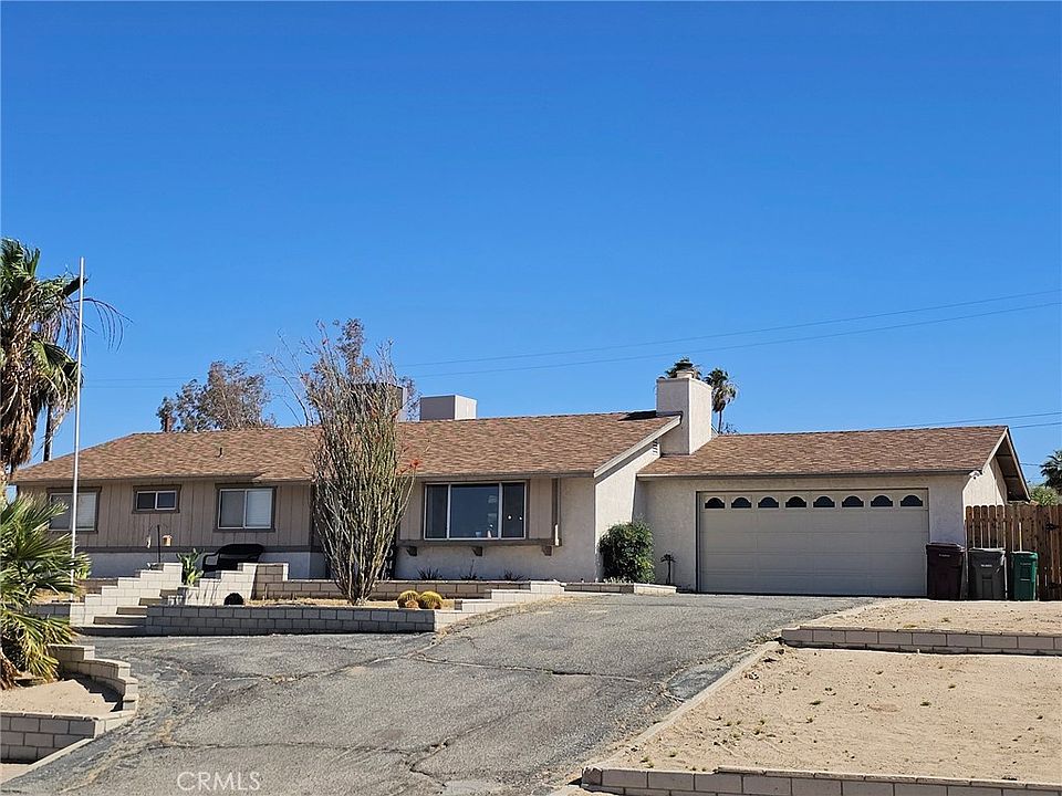 1st image of 73833 White Sands Dr