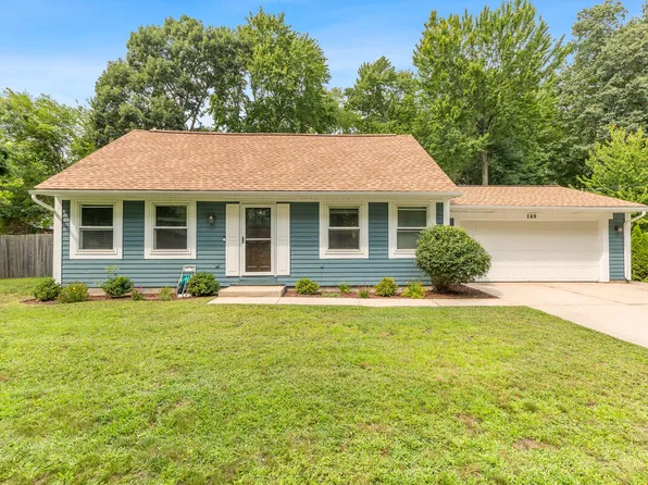 140 W Oak St, Fruitport, MI 49415