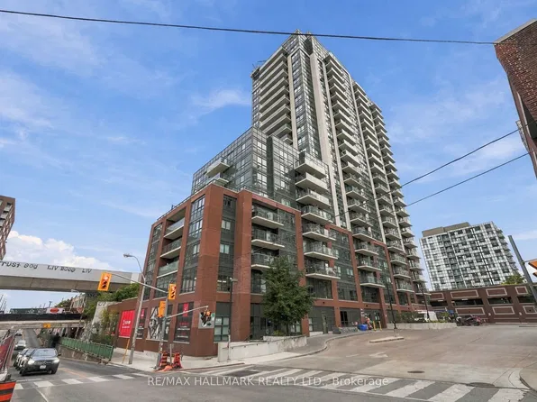1420 Dupont St #1408, Toronto, ON M6H 0C2