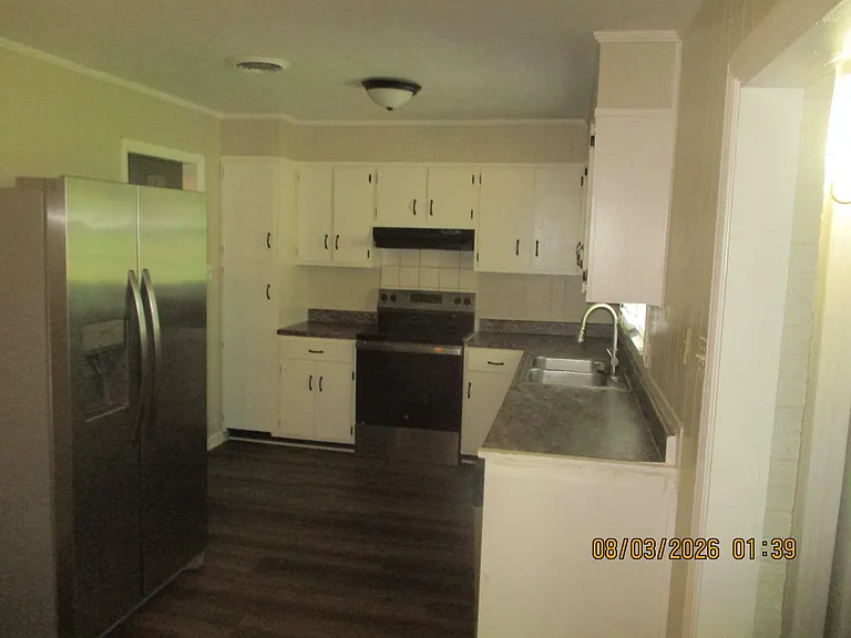 1925 W Whitney Ave — Photo 5
