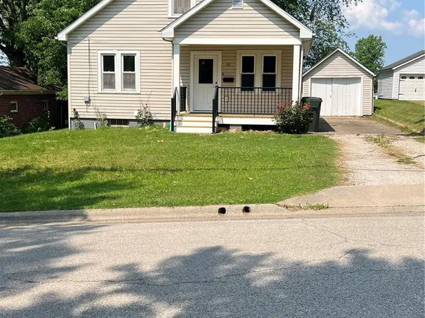 321 N Library St, Waterloo, IL 62298