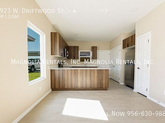 3rd image of 2923 W Driftwood St APT 4
