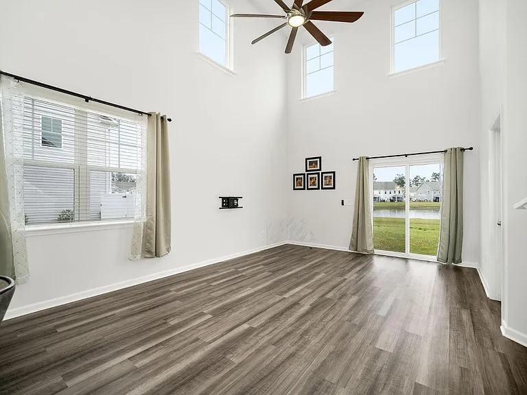 518 Nadir Ct — Photo 5