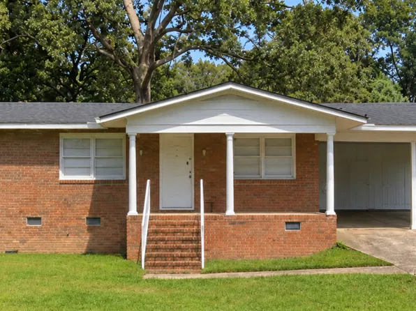1209 Edgewood Dr, Weaver, AL 36277