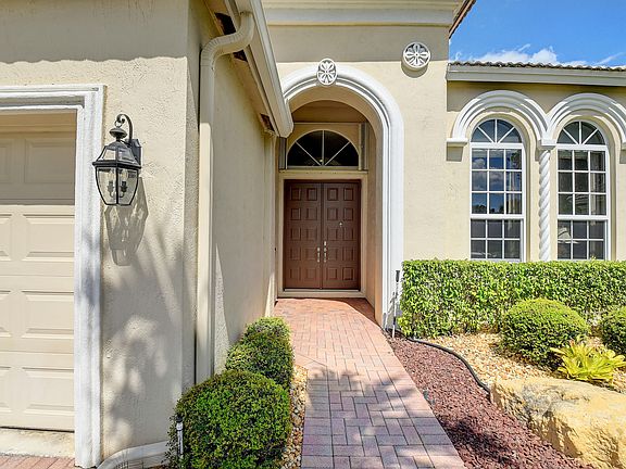5th image of 6791 Southport Drive