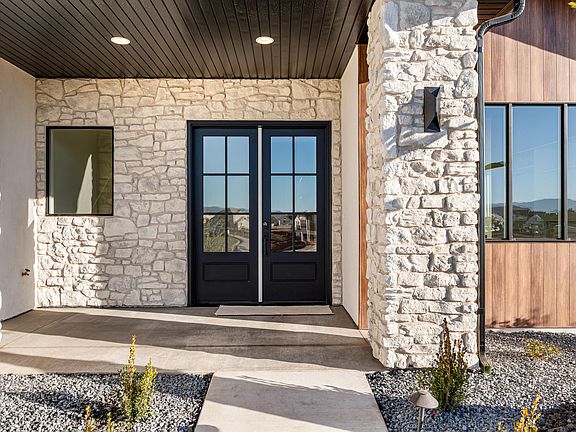 5th image of 446 E Weatherby Way