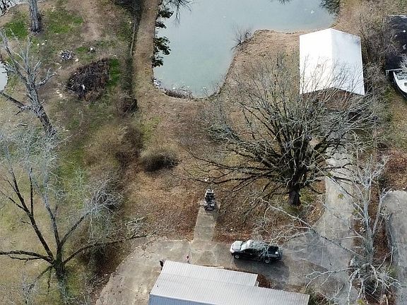 4th image of 207 Paden Rd