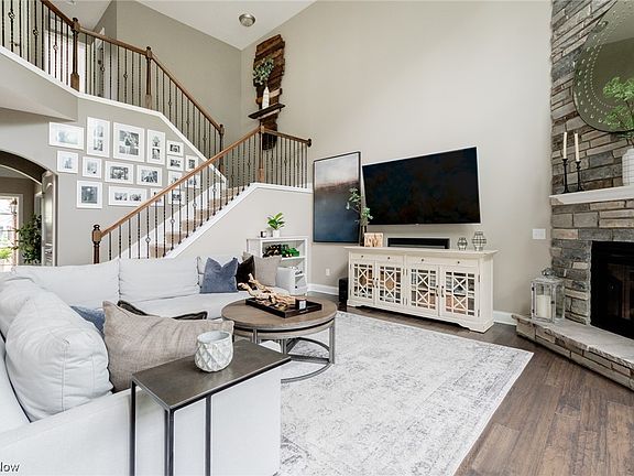 4th image of 10221 Woodlands Dr