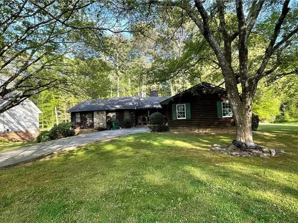 1398 Swift Creek Ln, Lithonia, GA 30058