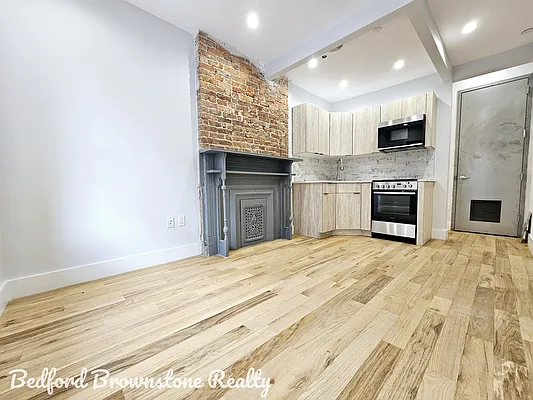 Rented by Bedford Brownstone Realty | media 3