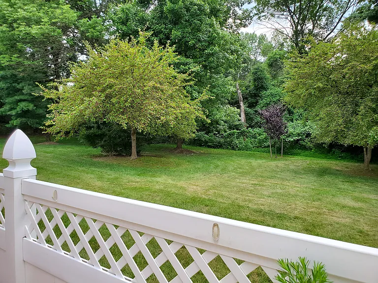 2103 Pheasant Run — Photo 14