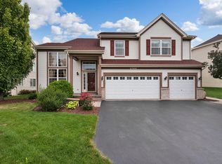 10496 Sawgrass Ln, Huntley, IL 60142