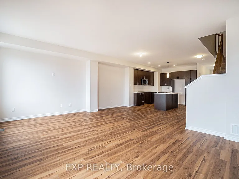 74 Richelieu St — Photo 6