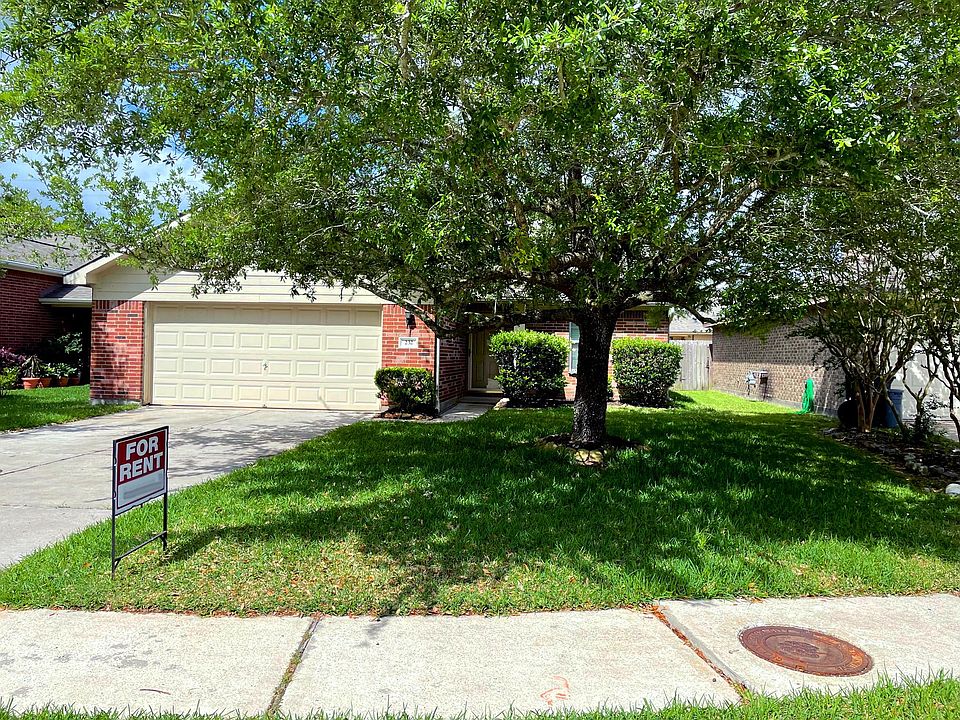 1st image of 232 Rolling Brook Dr