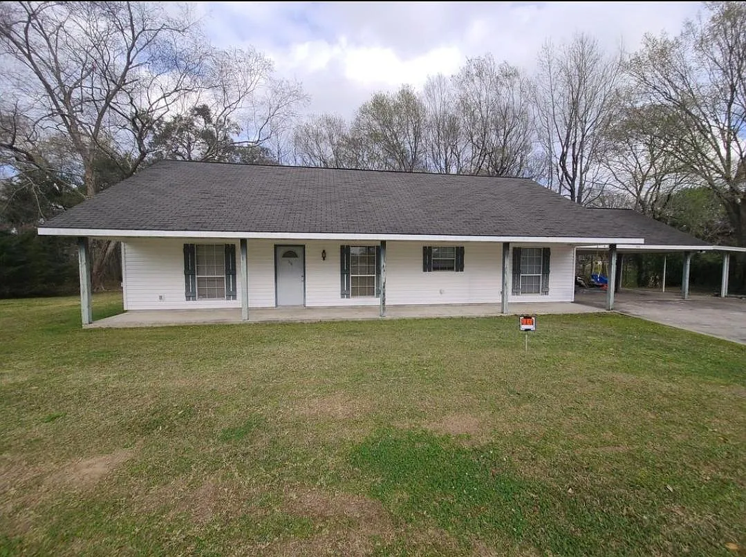 146 E Bayou Shr — Photo 1