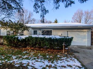 507 Seneca St, Tecumseh, MI 49286
