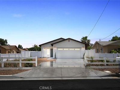 135 N Vicentia Ave, Corona, CA, 92882