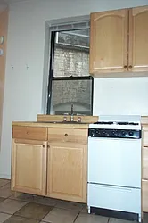 Rented by Tower Brokerage