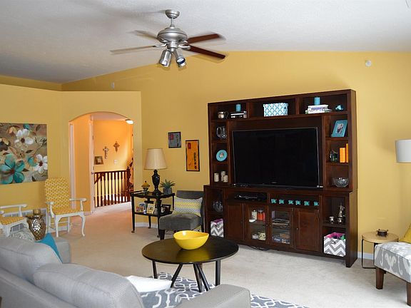 4th image of 7263 English Dr