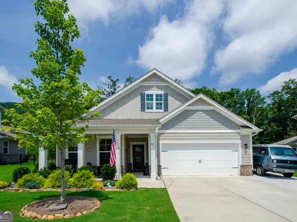 705 Broken Arrow, Waleska, GA 30183