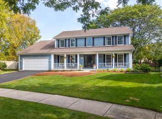 704 Castilleja Ct, Naperville, IL 60540