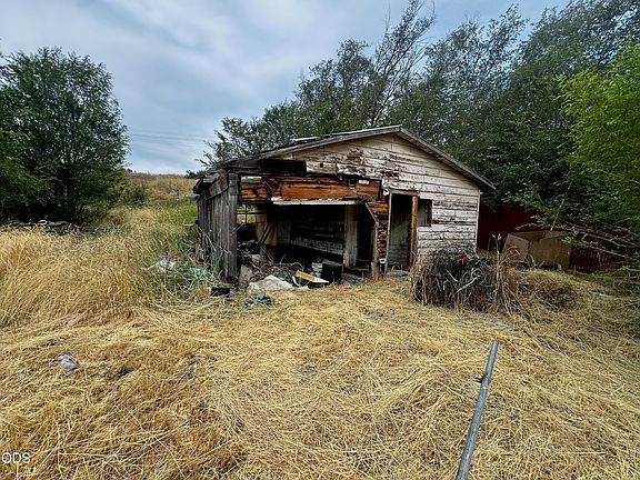 5th image of 3710 Lakeport Blvd