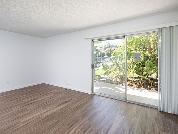 3rd image of 2636 Grand Ave #109