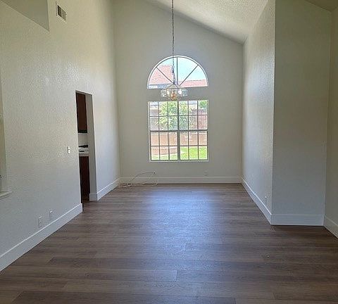3rd image of 24511 Leafwood Dr