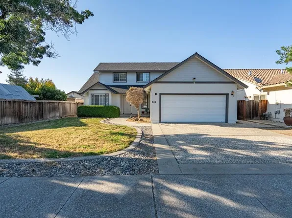 850 Verdun Ave, Hollister, CA 95023