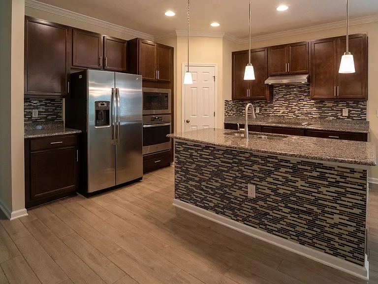 543 Aventurine Ave — Photo 32