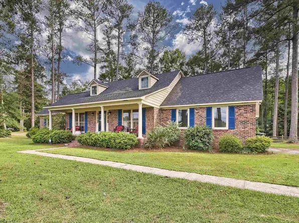 2201 Cornwallis Ave, Camden, SC 29020