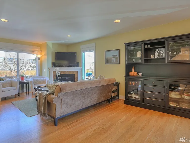 5227 Russell Ave NW #A — Photo 6