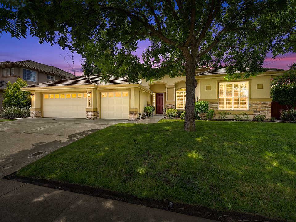 1st image of 1005 Callawassie Way