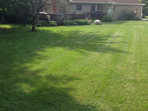 4th image of 12 Oakwood Dr