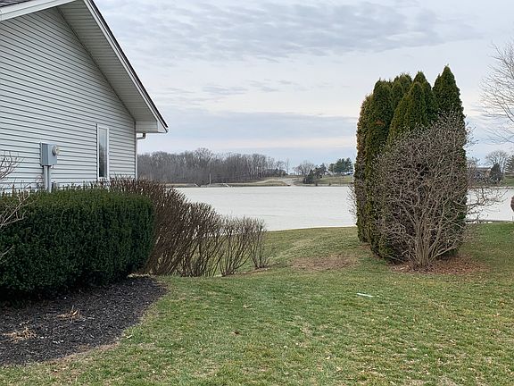 5th image of 15652 Lake Shore Dr S