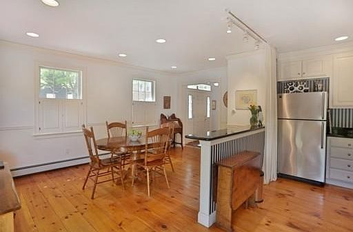 4th image of 15 Beck St